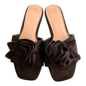 Bamboo Women's Black Mules with Floral Accent